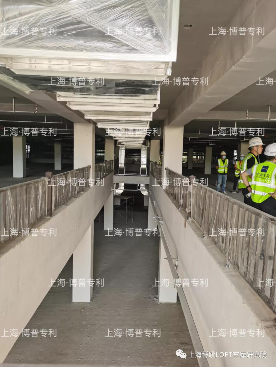 长沙恭喜金茂集团第一个LOFT专利车库项目封顶！（限内部参观）